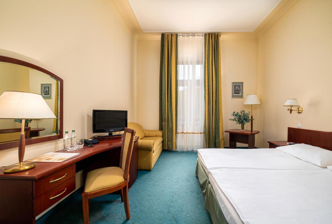 Hotel Palace Europa Lublin Exterior foto